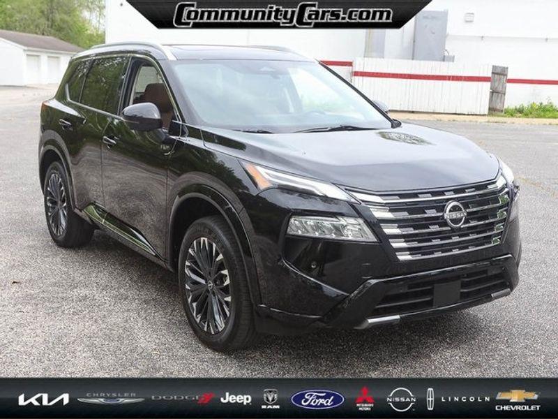 used 2024 Nissan Rogue car, priced at $36,993