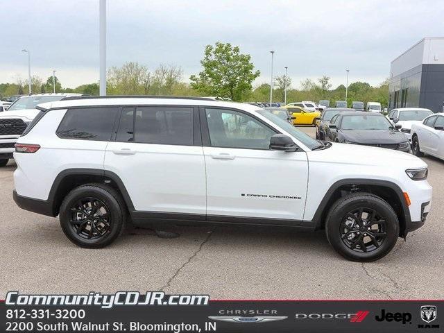 new 2024 Jeep Grand Cherokee L car, priced at $47,261