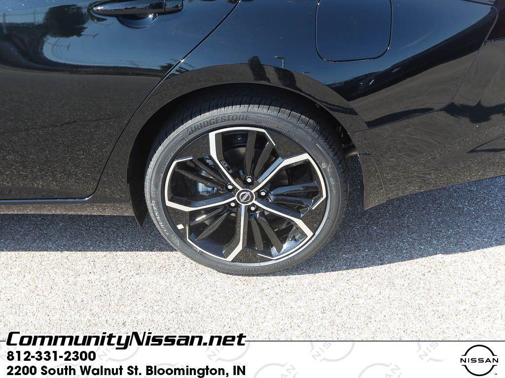 new 2025 Nissan Altima car, priced at $33,222