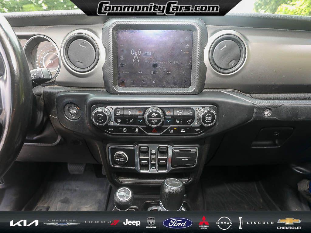 used 2021 Jeep Gladiator car, priced at $33,712