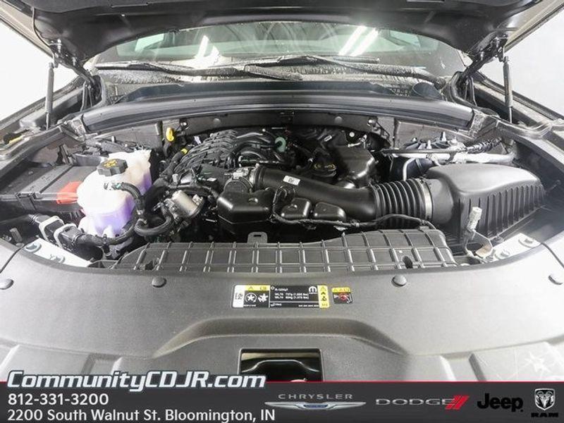 new 2025 Jeep Grand Cherokee car, priced at $47,175