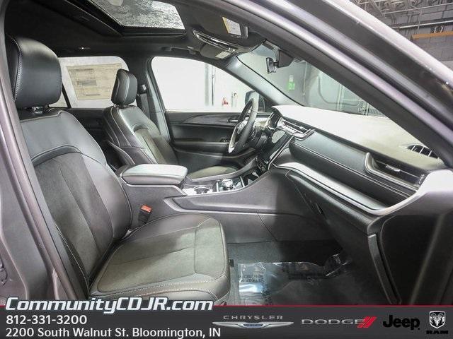 new 2025 Jeep Grand Cherokee car, priced at $47,175