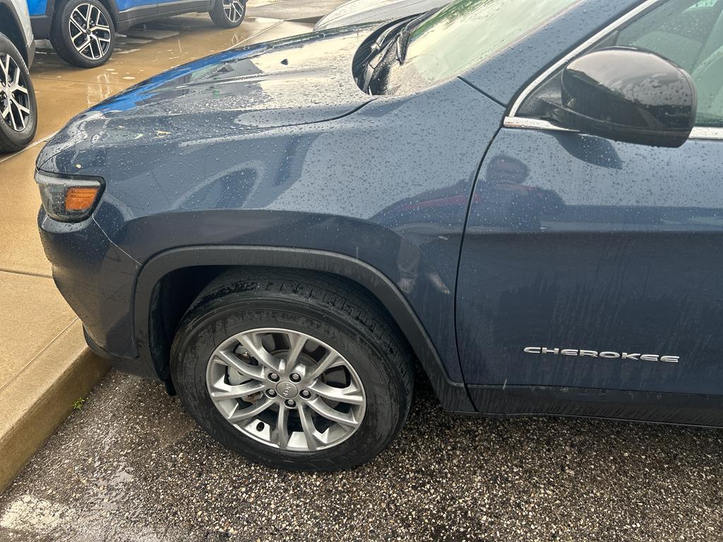 used 2022 Jeep Cherokee car, priced at $21,300