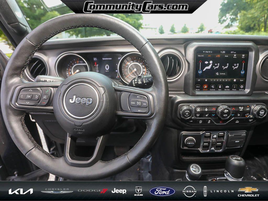 used 2021 Jeep Wrangler Unlimited car, priced at $32,900