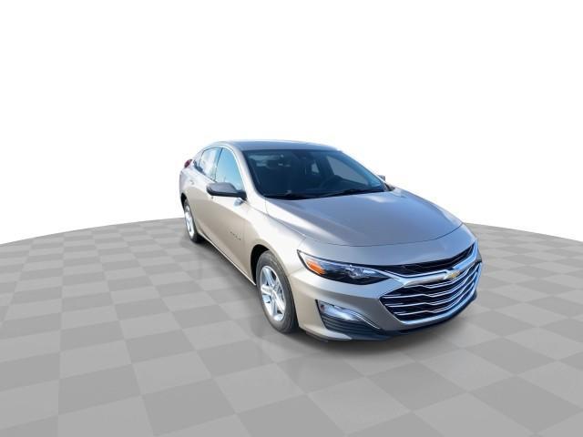 new 2025 Chevrolet Malibu car, priced at $23,745