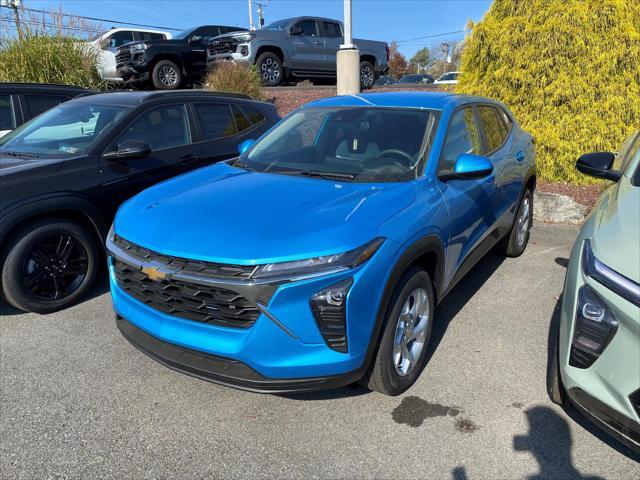 new 2025 Chevrolet Trax car, priced at $22,885