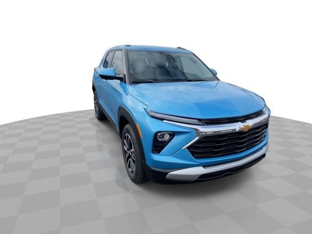 new 2025 Chevrolet TrailBlazer car, priced at $28,230