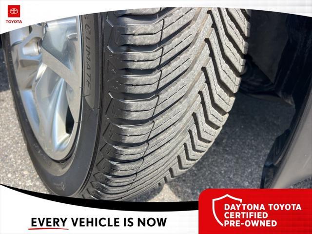 used 2019 Toyota Highlander car, priced at $25,879