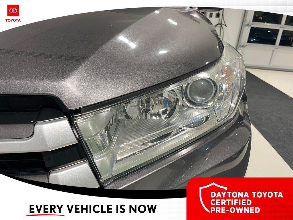 used 2019 Toyota Highlander car, priced at $26,000
