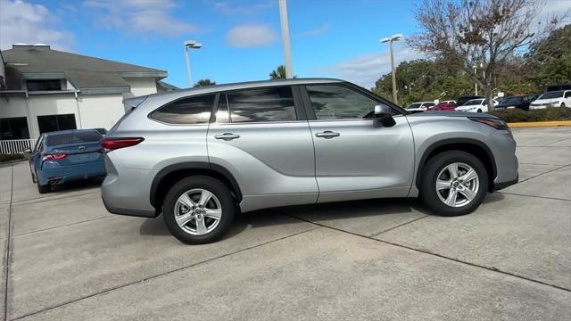 used 2023 Toyota Highlander Hybrid car, priced at $36,200