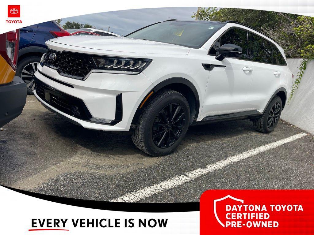 used 2021 Kia Sorento car, priced at $24,400