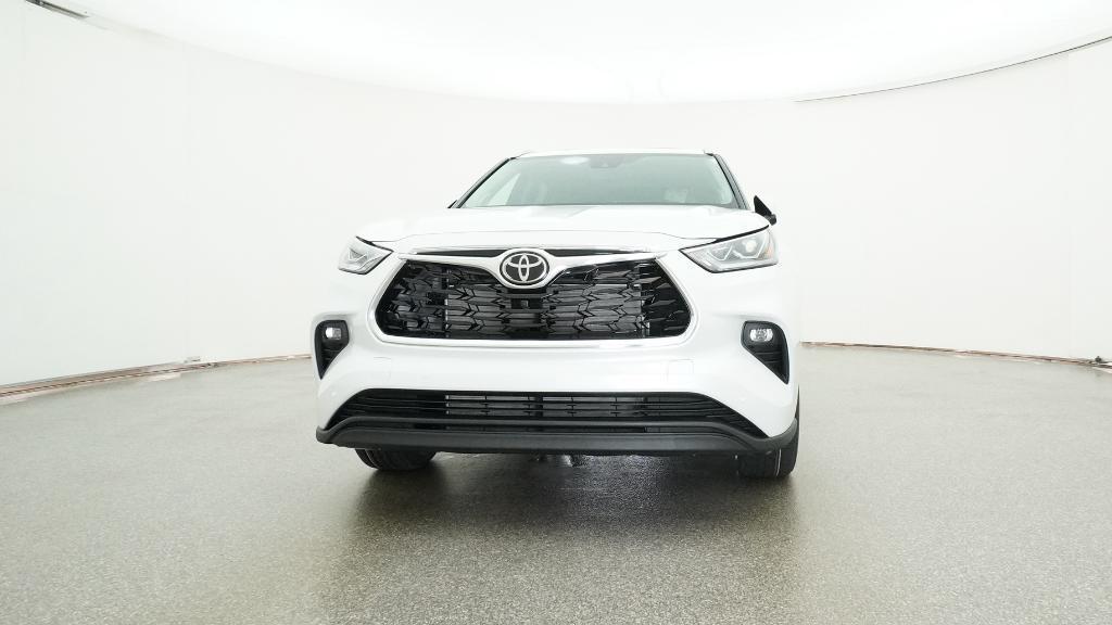 new 2026 Toyota Highlander car, priced at $55,304