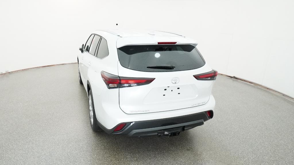new 2026 Toyota Highlander car, priced at $55,304