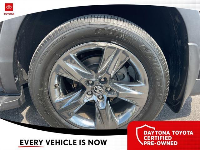 used 2019 Toyota Highlander car, priced at $31,799