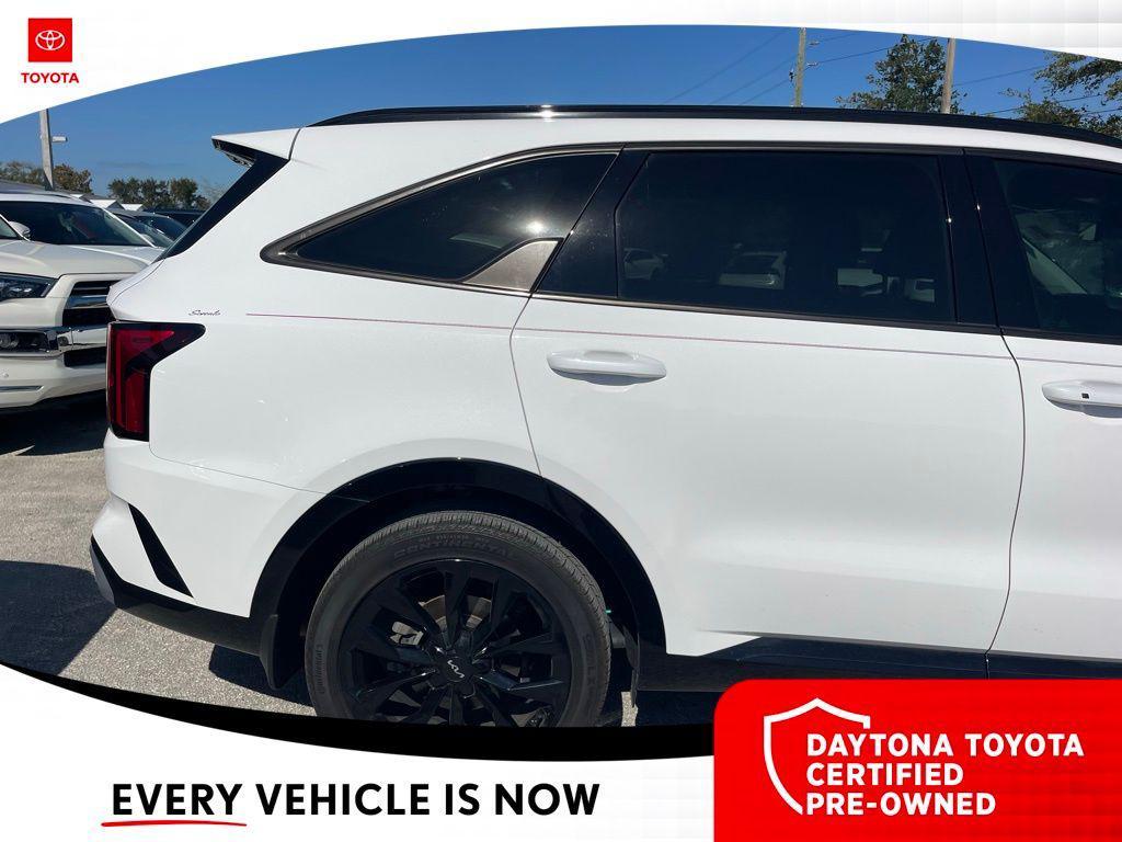 used 2022 Kia Sorento car, priced at $27,500