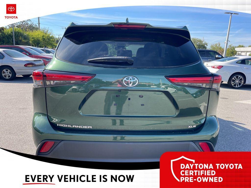 used 2023 Toyota Highlander car, priced at $36,800