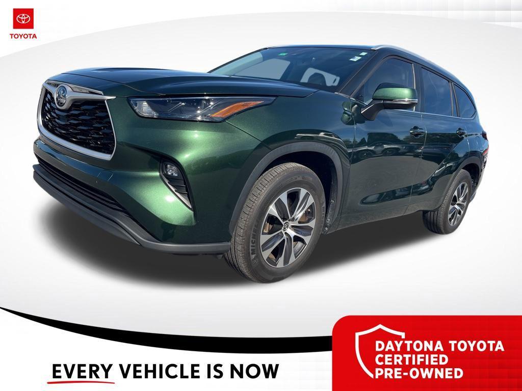 used 2023 Toyota Highlander car, priced at $36,800