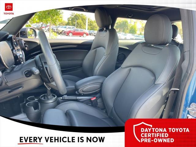 used 2023 MINI Hardtop car, priced at $29,000