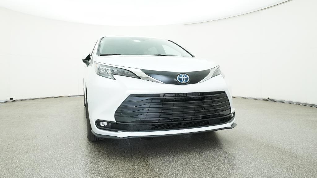 new 2025 Toyota Sienna car, priced at $48,265