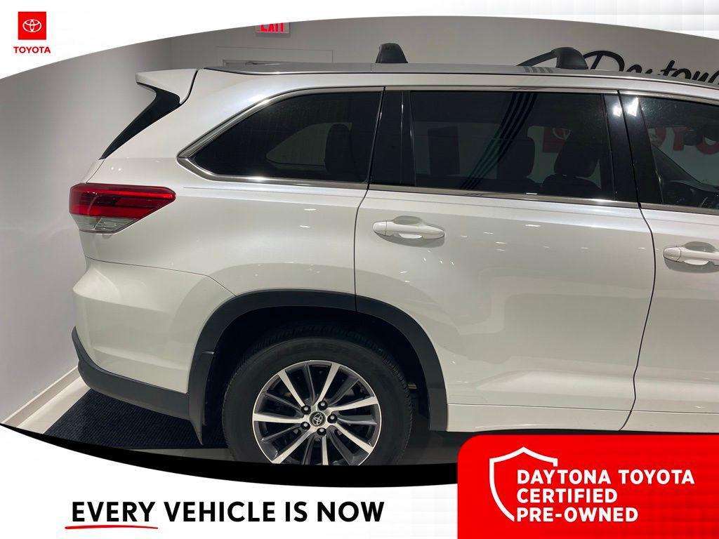 used 2018 Toyota Highlander car, priced at $22,500