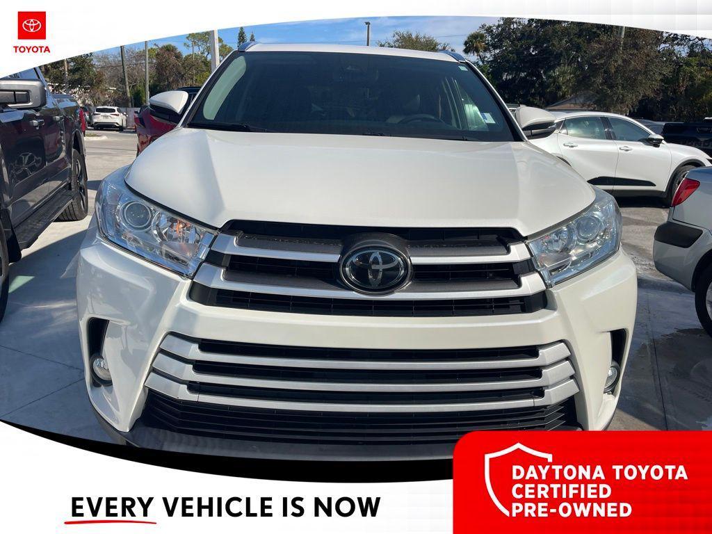 used 2019 Toyota Highlander car, priced at $27,500