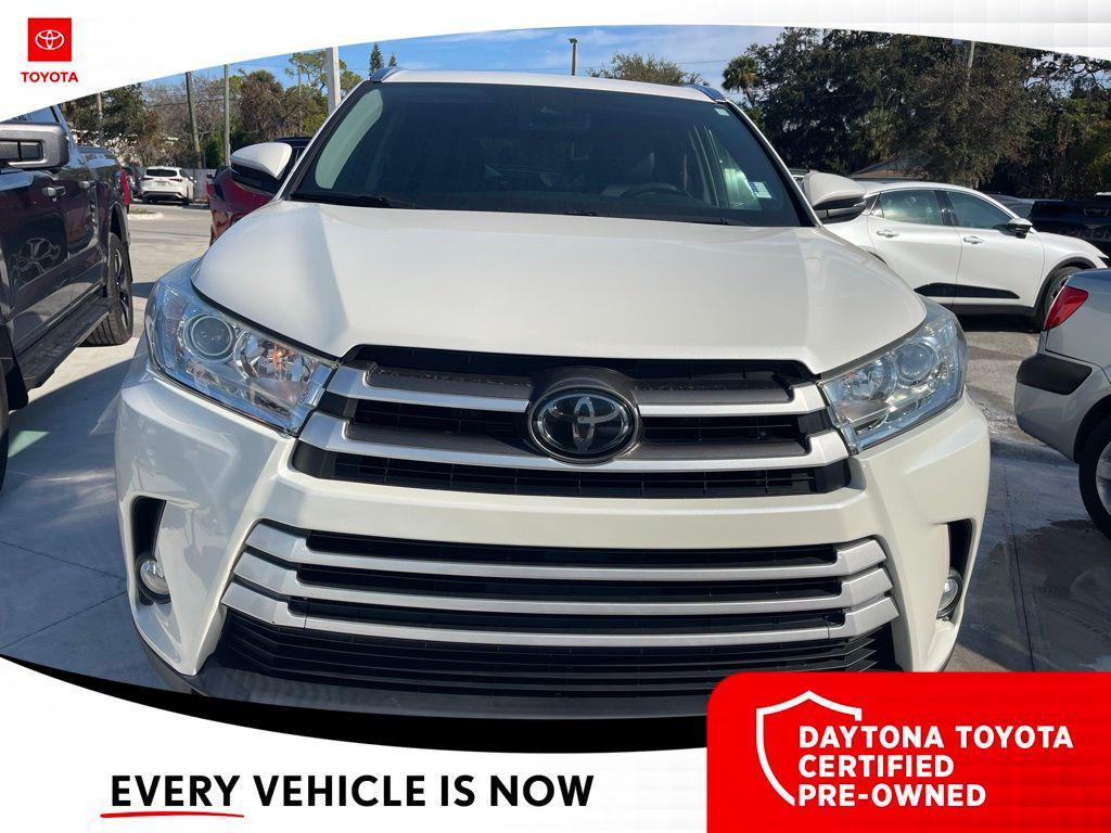 used 2019 Toyota Highlander car, priced at $27,500