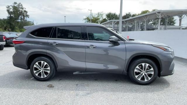 used 2022 Toyota Highlander car, priced at $36,856