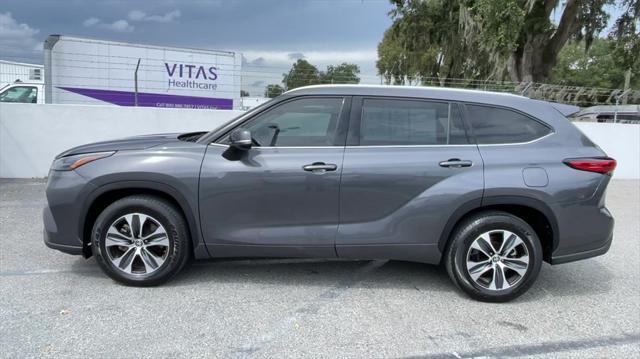 used 2022 Toyota Highlander car, priced at $36,856