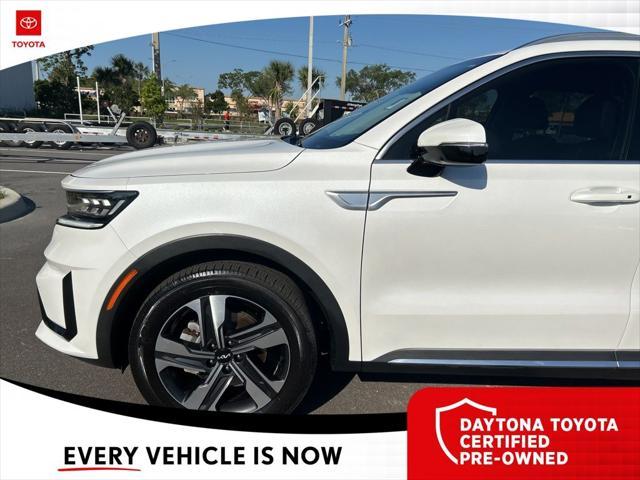 used 2022 Kia Sorento Plug-In Hybrid car, priced at $33,420
