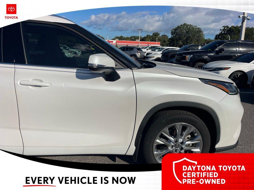 used 2024 Toyota Highlander car, priced at $46,000