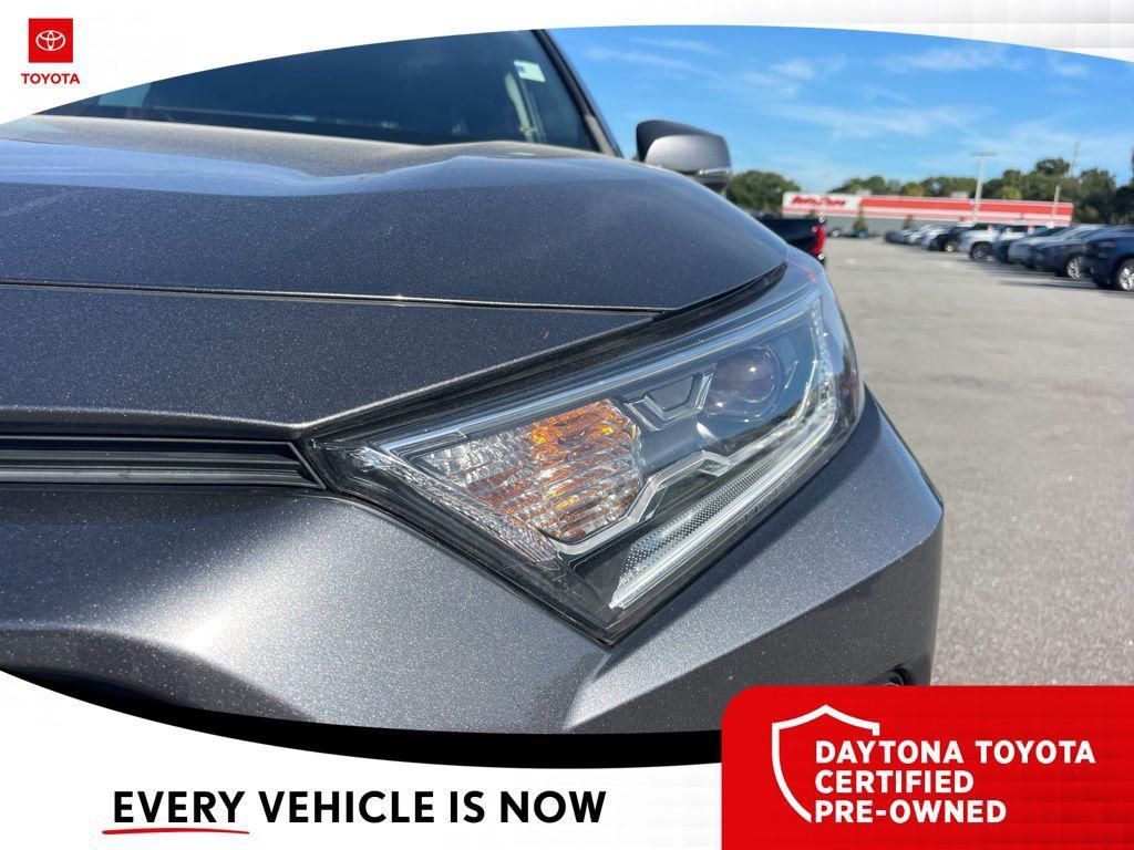 used 2021 Toyota RAV4 Hybrid car, priced at $26,400
