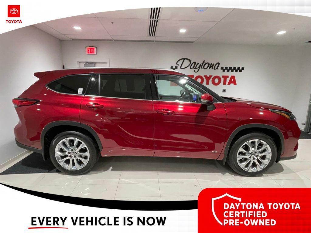 used 2023 Toyota Highlander Hybrid car, priced at $41,000