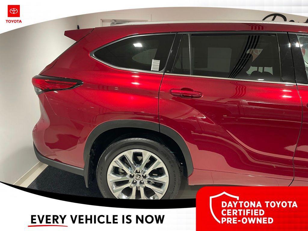 used 2023 Toyota Highlander Hybrid car, priced at $41,000