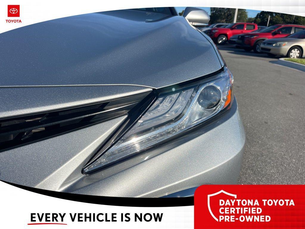 used 2022 Toyota Camry Hybrid car, priced at $27,500