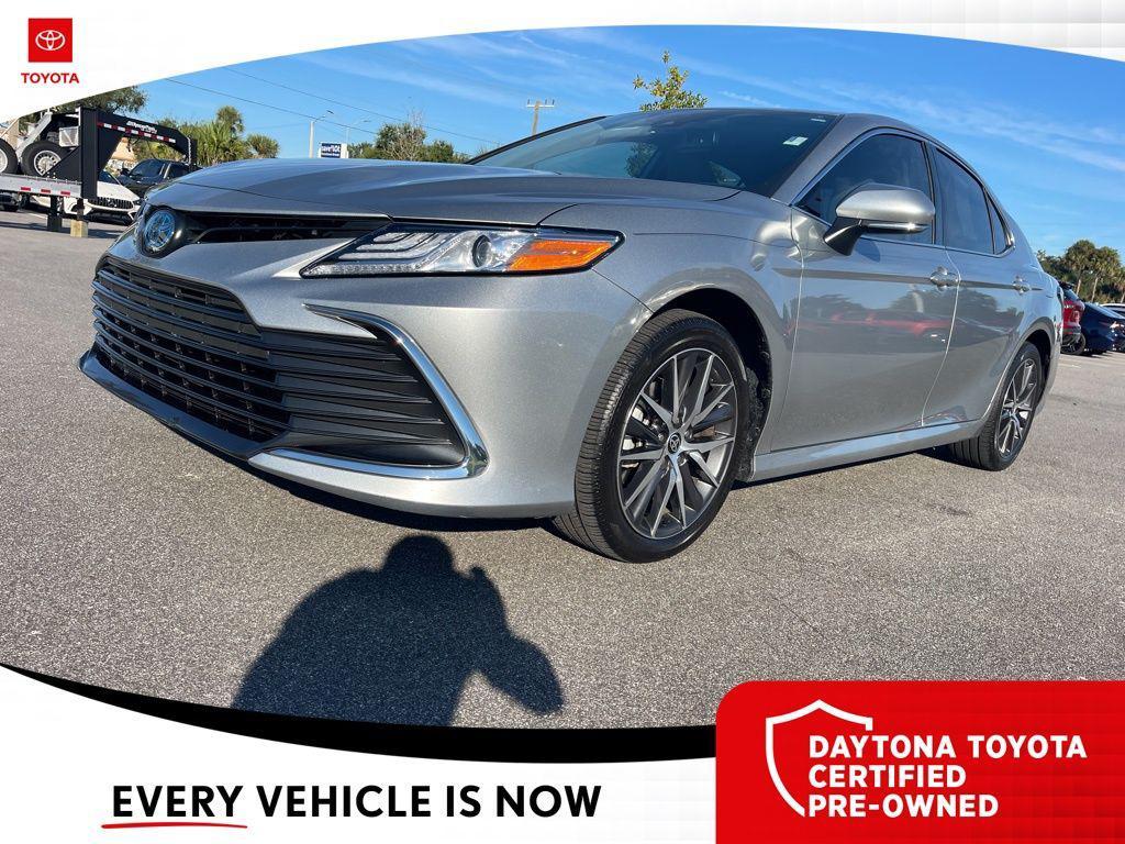 used 2022 Toyota Camry Hybrid car, priced at $27,500