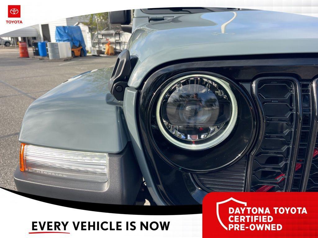used 2024 Jeep Gladiator car, priced at $42,000