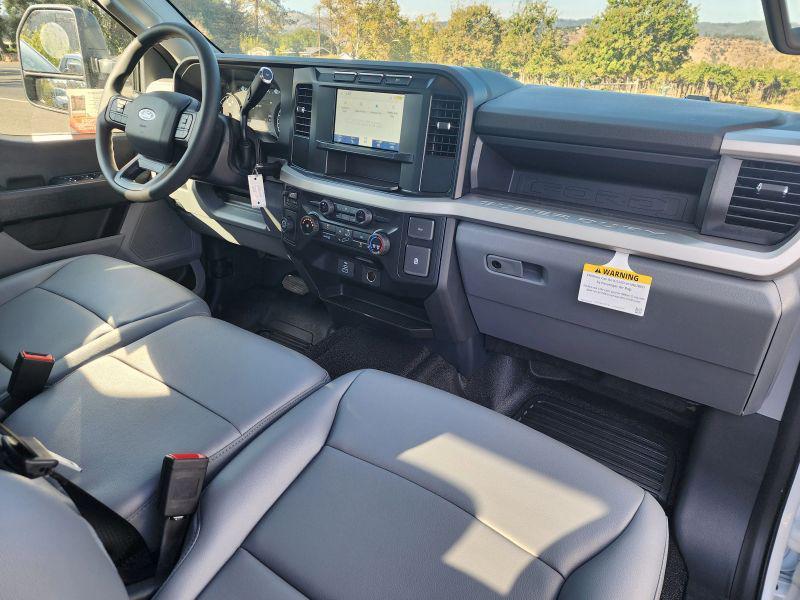 new 2024 Ford F-250 car, priced at $51,988
