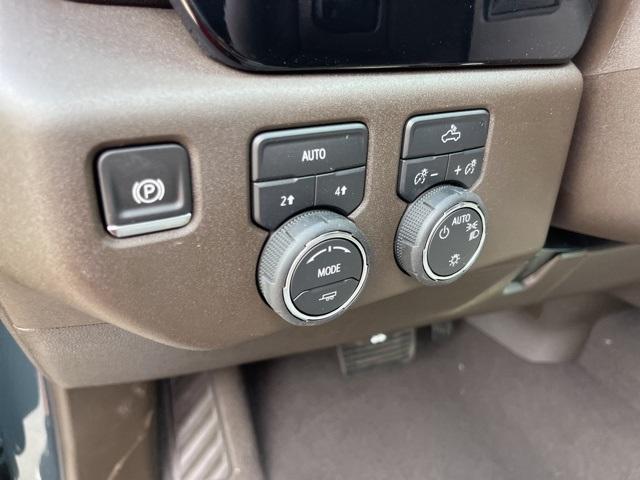new 2025 Chevrolet Silverado 1500 car, priced at $46,714