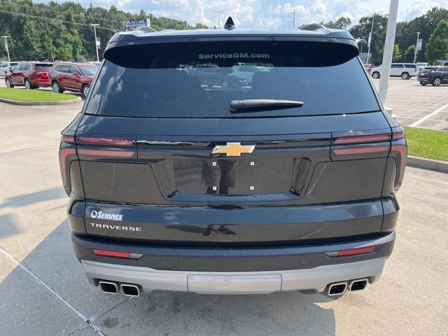 new 2026 Chevrolet Traverse car, priced at $42,014