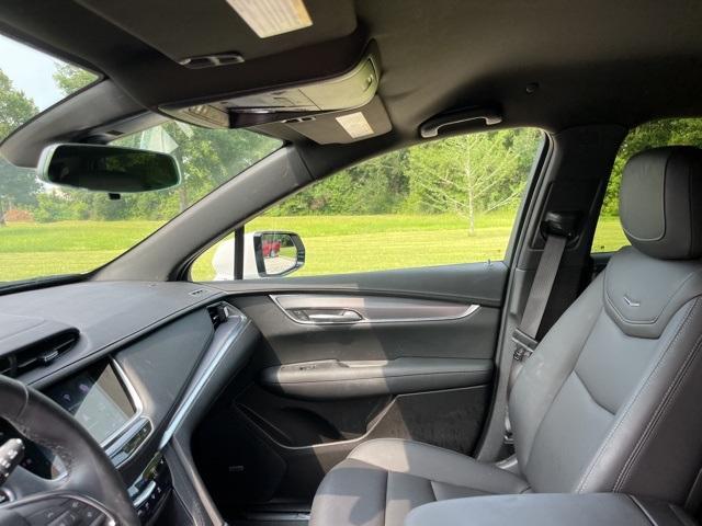 used 2024 Cadillac XT5 car