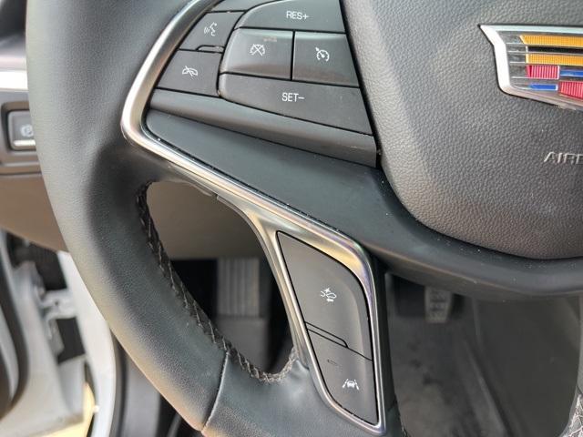 used 2024 Cadillac XT5 car