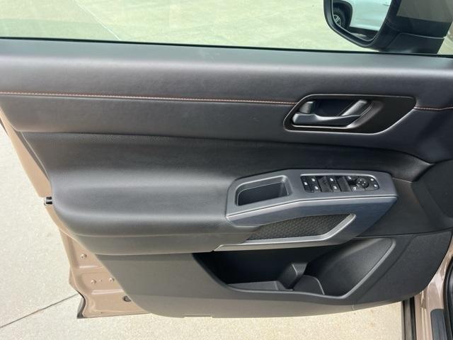 used 2024 Nissan Pathfinder car, priced at $38,990