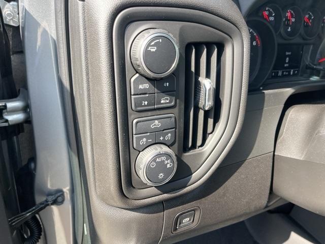 new 2025 Chevrolet Silverado 1500 car, priced at $43,910