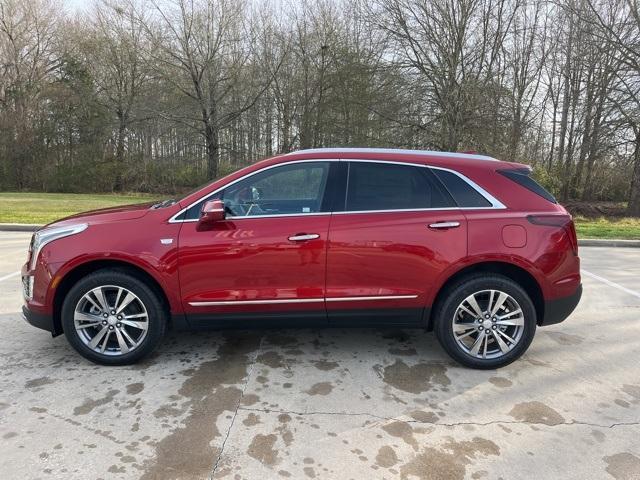 new 2025 Cadillac XT5 car, priced at $56,185