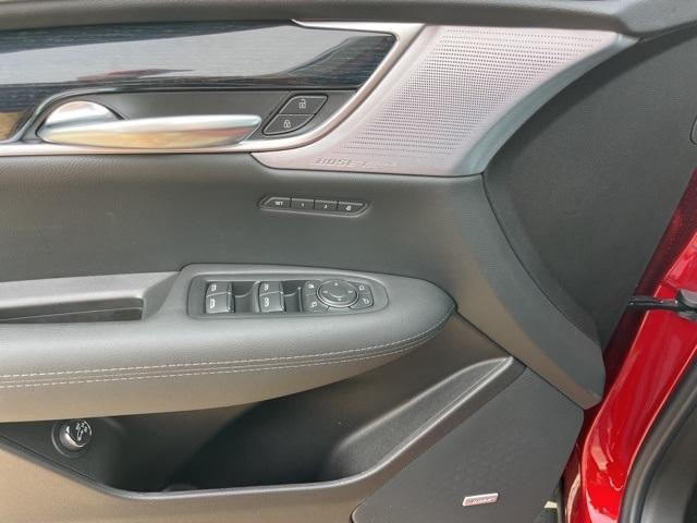 new 2025 Cadillac XT5 car, priced at $56,185