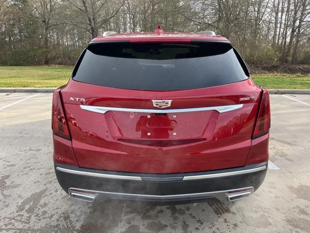 new 2025 Cadillac XT5 car, priced at $56,185