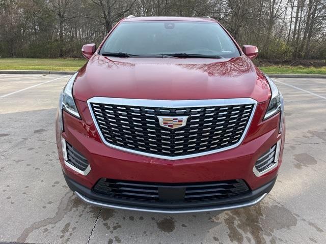 new 2025 Cadillac XT5 car, priced at $56,185