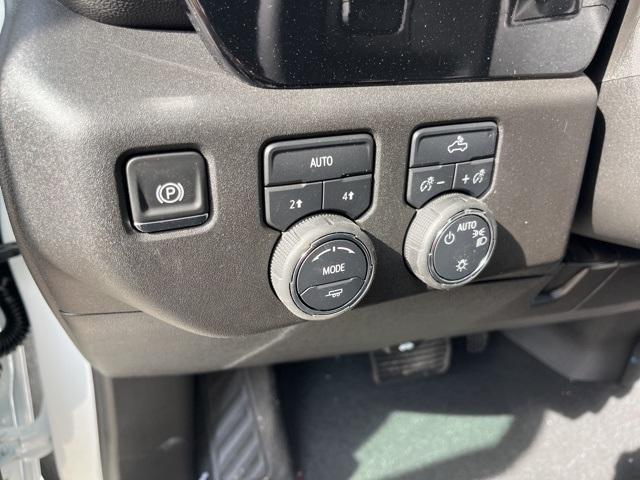 new 2025 Chevrolet Silverado 1500 car, priced at $45,819