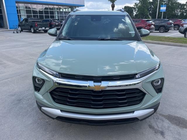 new 2025 Chevrolet TrailBlazer car, priced at $28,894