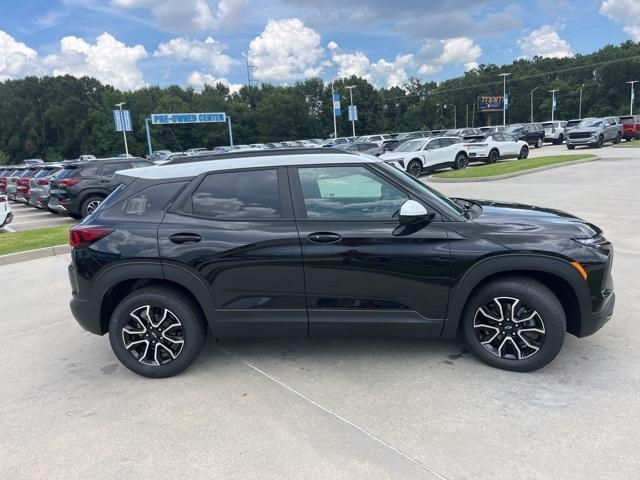 new 2024 Chevrolet TrailBlazer car, priced at $30,990